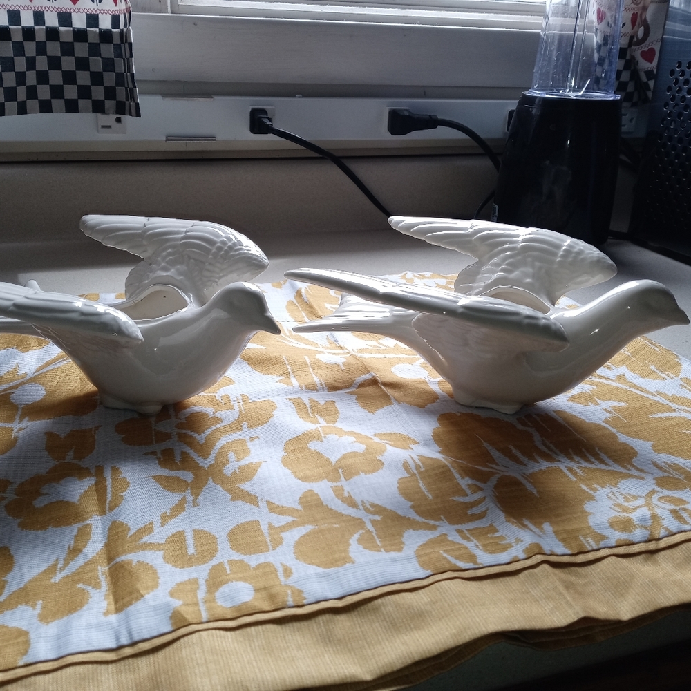 Vintage Dove Planters